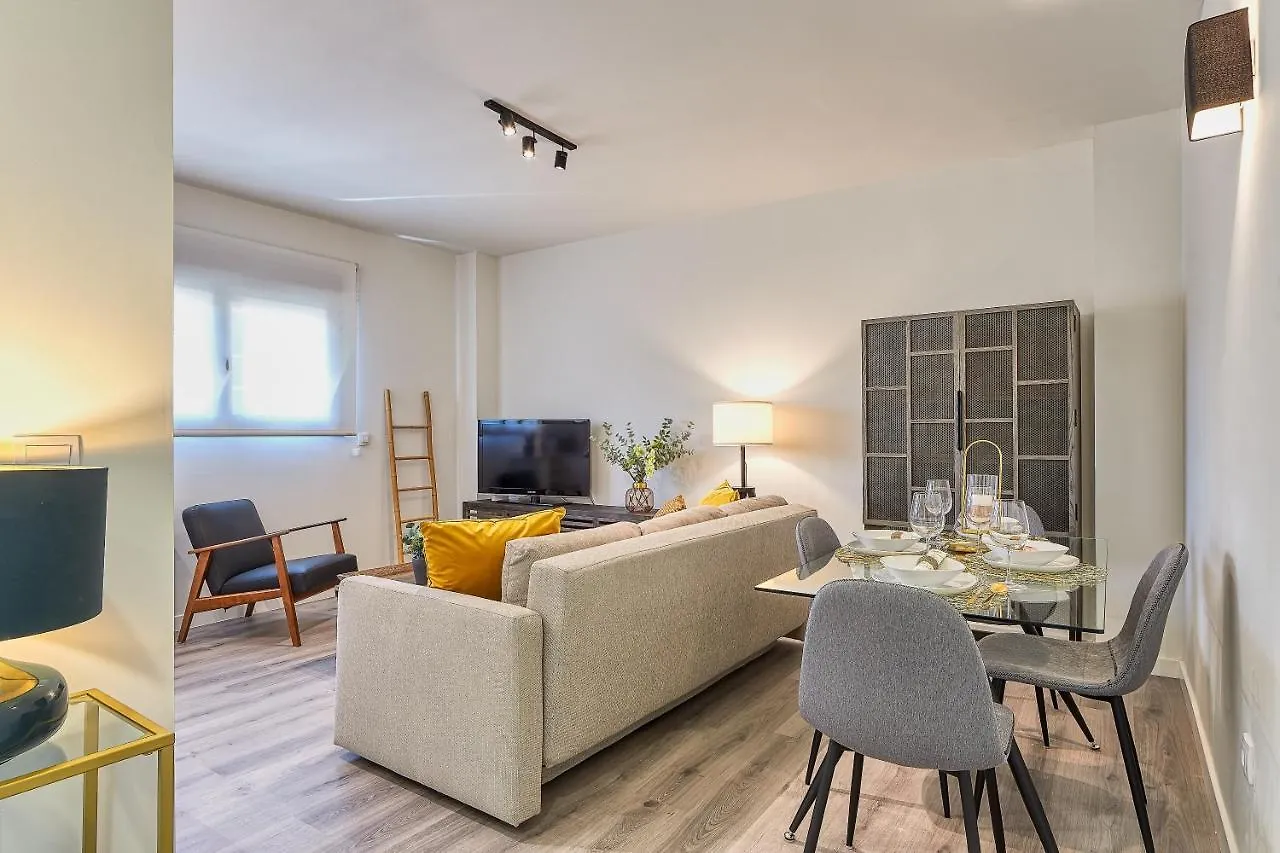 Ab Vialia Estacion Suitemalaga - Parking 0*,  Spanien