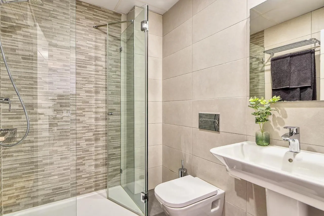 Ab Vialia Estacion Suitemalaga - Parking Daire